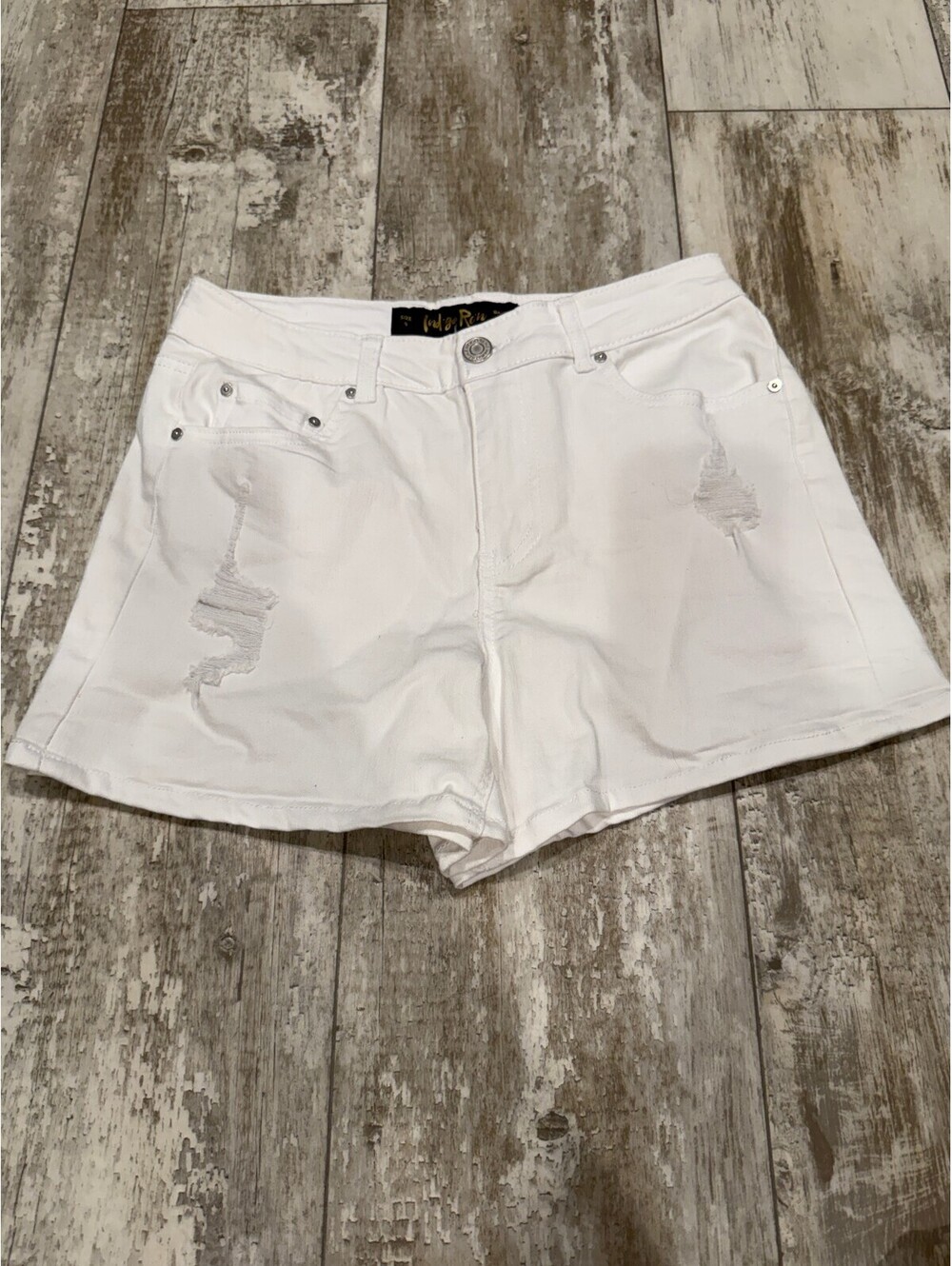 Indigo Rein Size 9 White Distressed Denim Shorts Y2K